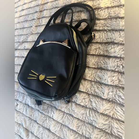 Handbags - ❤️ 4 for $15 Black Kitty Backpack w Gold Ears and Hardware